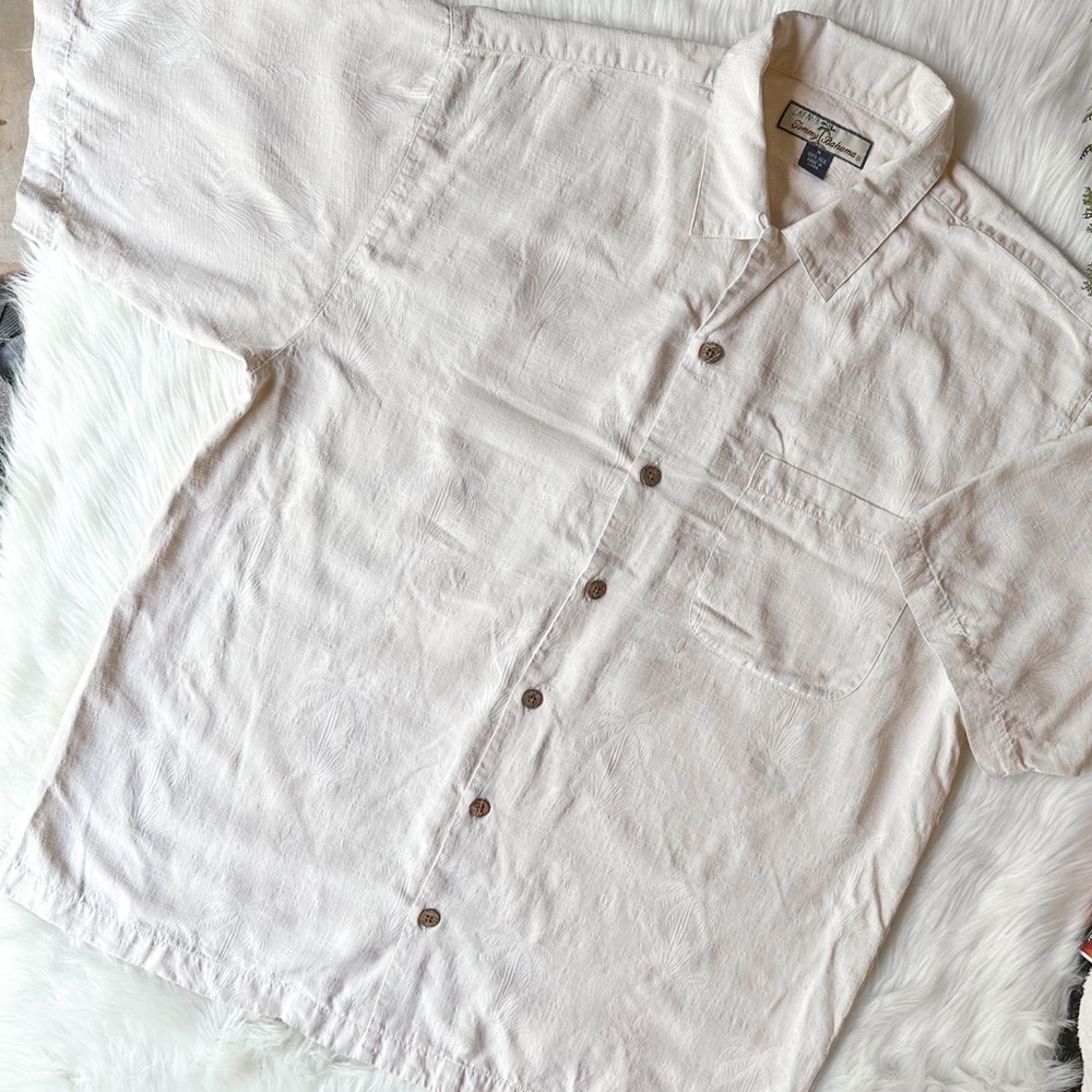 TOMMY BAHAMA 100% Silk Short Sleeve Button Up Camp Shirt Tan Palm Tree Men's M
